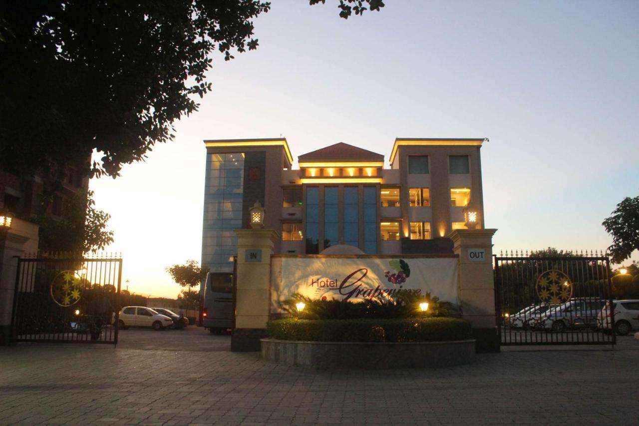 Ramada By Wyndham Varanasi Katesar Chandauli