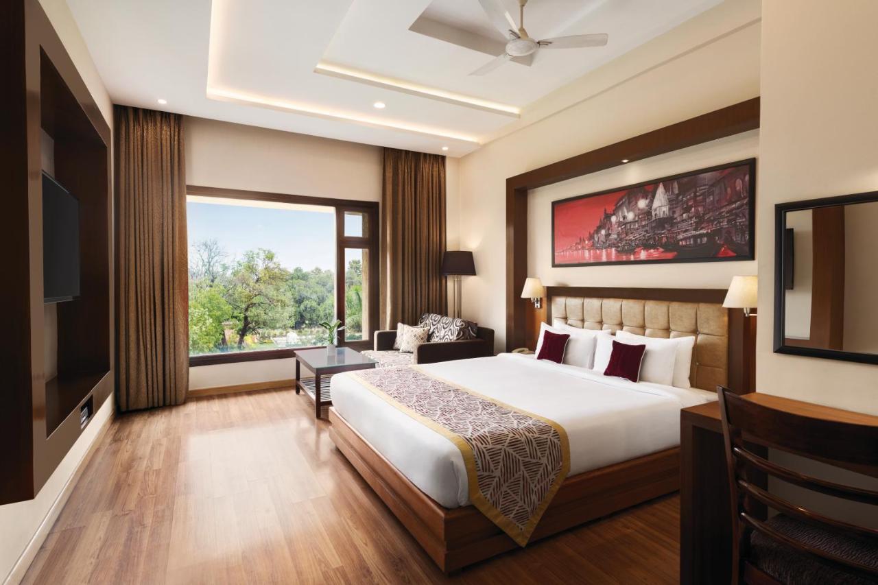 Ramada By Wyndham Varanasi Katesar Hotel 4*