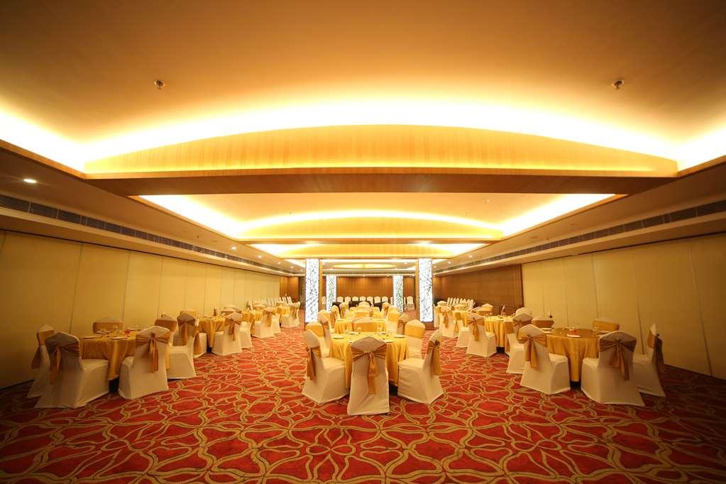 Ramada By Wyndham Varanasi Katesar Hotel Chandauli