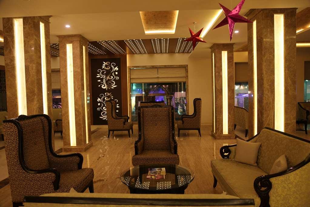 Ramada By Wyndham Varanasi Katesar Hotel