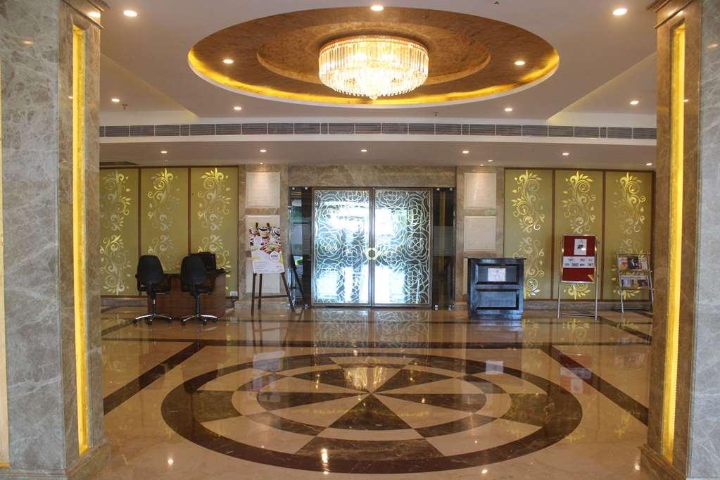 Hotel Ramada By Wyndham Varanasi Katesar Chandauli