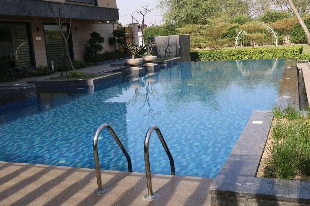 Ramada By Wyndham Varanasi Katesar